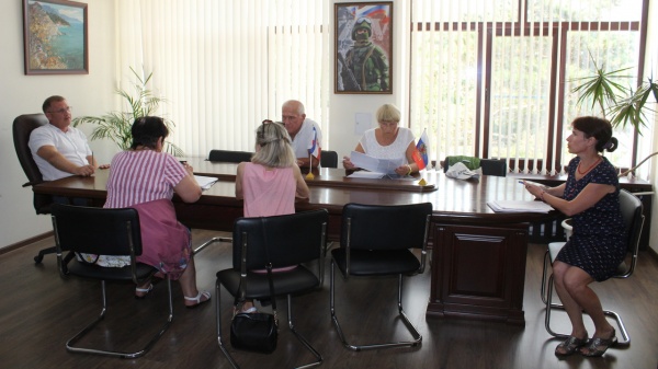 Глава Администрации Ленинского района Захар Щегленко провёл личный приём граждан