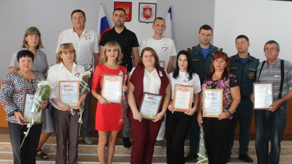 Торжественное мероприятие в преддверии Дня Государственного герба и Государственного флага Республики Крым