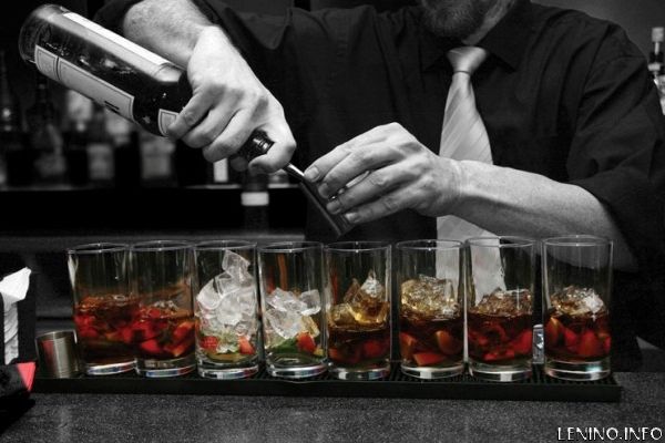 6 февраля отмечается День бармена