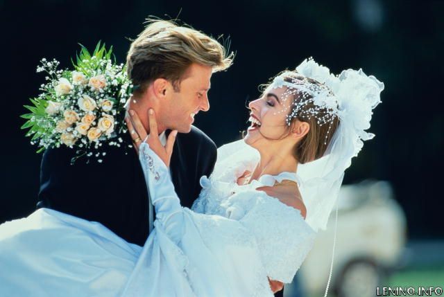 Минюст заблокировал в Крыму регистрацию браков и заключение договоров