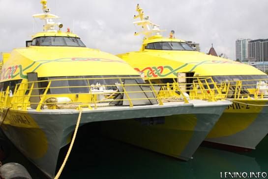 Между Кавказом и Керчью начали курсировать скоростные катамараны