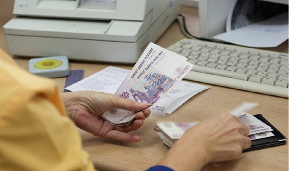 Крымчане пожаловались Аксенову на задержку социальных пособий