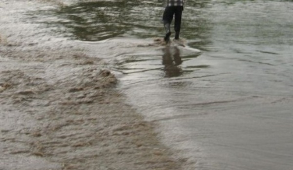 В с. Приозерное в любой момент может прорвать дамбу и затопить село