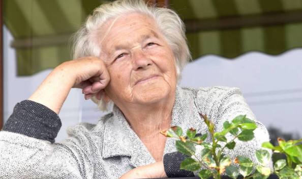 Крым втрое увеличил социальные выплаты долгожителям-юбилярам