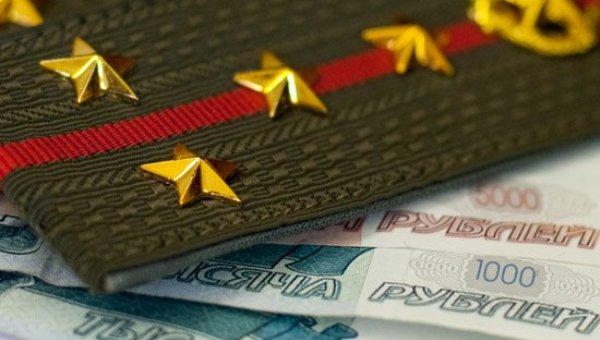 В Крыму принят закон, позволяющий выплатить военнослужащим пенсии за 2014 год