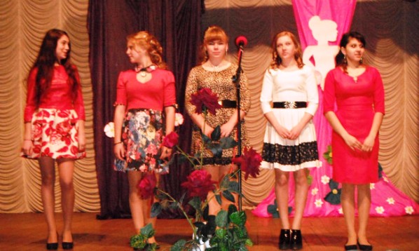 В селе Останино Ленинского района прошел конкурс «Мисс весна 2017»