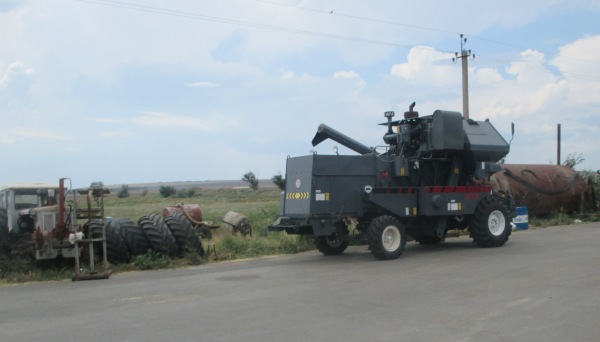 Заместитель Главы Администрации Ленинского района посетил КФХ «Рат» в селе Калиновка