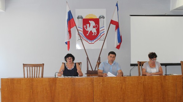 Рустем Решетов провел заседание рабочей группы Ленинского района по вопросам поступления налогов, сборов, имущественных платежей