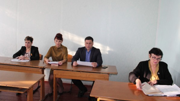 В Администрации Ленинского района прошло заседание рабочей группы по вопросам поступления налогов и сборов