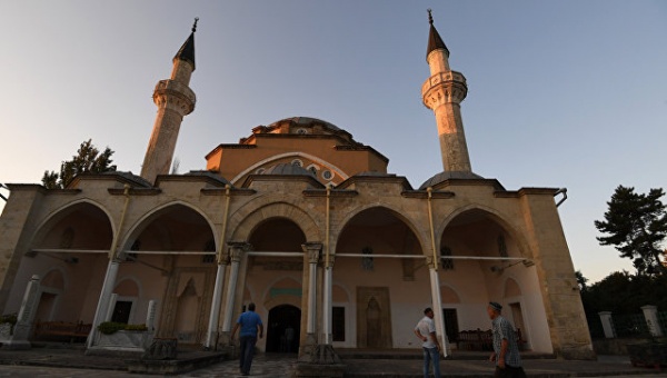 Крымчан ждет короткая рабочая неделя