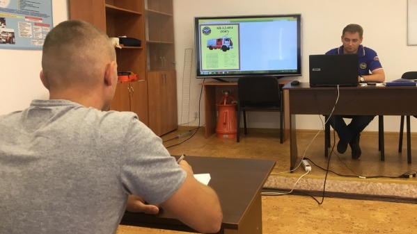 Будущие спасатели Ленинского аварийно-спасательного отряда «КРЫМ-СПАС» начали обучение в рамках первоначальной подготовки спасателей