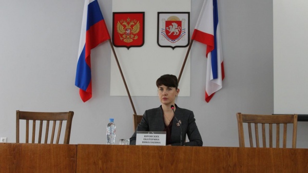 Глава Администрации Ленинского района Екатерина Юровских провела очередное аппаратное совещание