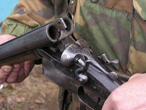 Полиция напоминает гражданам о мерах предосторожности и безопасности при обращении с оружием