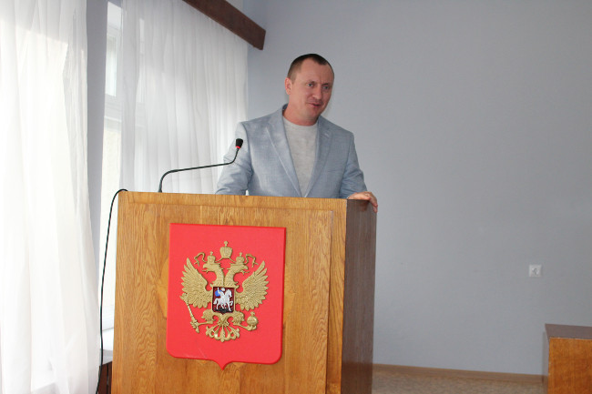 Светлана Иванова провела совещание с главами городского и сельских поселений Ленинского района