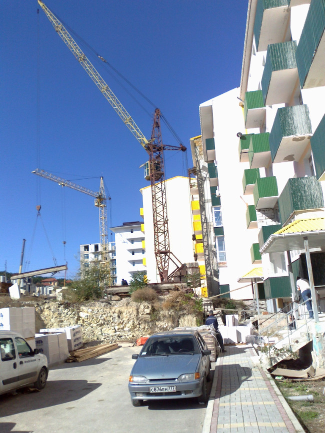 Александр Хохлов принял участие в выездном совещании по реализации программы переселение граждан из аварийного жилищного фонда