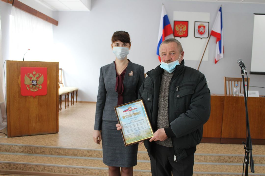 Глава Администрации Ленинского района Екатерина Юровских провела очередное аппаратное совещание