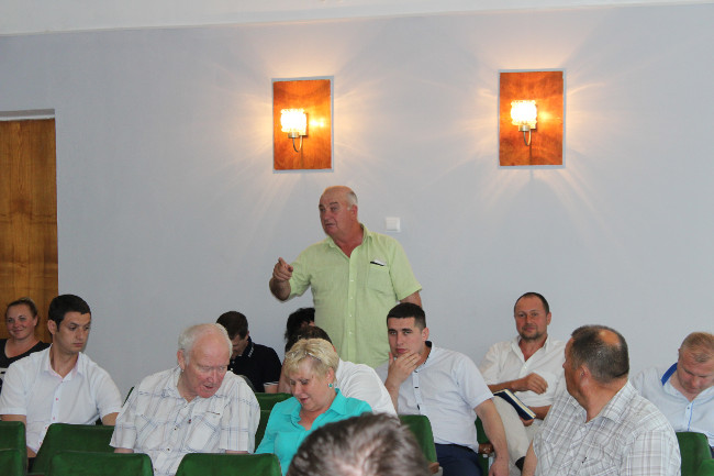 В Администрации Ленинского района прошло районное предуборочное совещание «День поля»