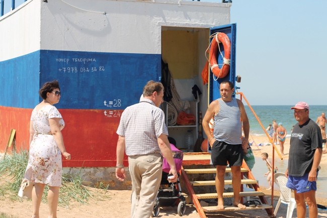 проверка пляжа в Ленинском районе