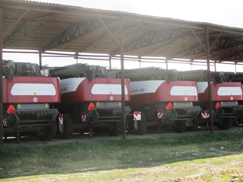 Заместитель Главы Администрации Ленинского района осуществил выезд в с. Калиновка на предприятие ООО «СП Золотой Колос»