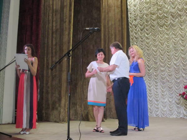 В Ленинском районе состоялось торжественное собрание, посвященное празднованию Дня медицинского работника