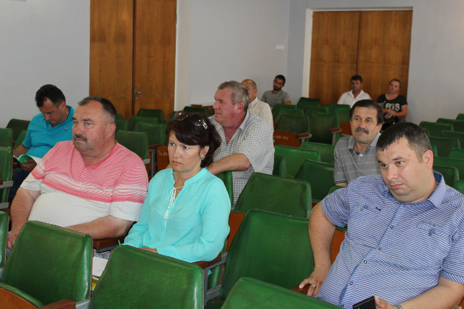 В Администрации Ленинского района прошло районное предуборочное совещание «День поля»