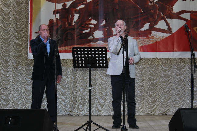 В РДК «Горизонт» состоялась военно-патриотическая встреча поколений «Мы Армия страны. Мы Армия народа. Бессмертный подвиг наш история хранит»