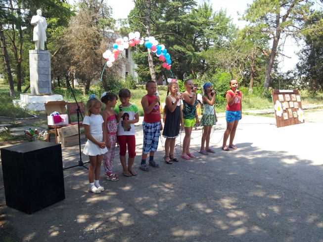 Семисотска -                              Крепка семья – сильна держава.