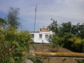 Сегодня в Ленинском районе ветер сорвал с домов крышу