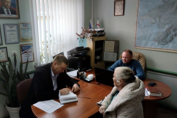 Заместитель главы администрации Валерий Макрушин посетил село Глазовка