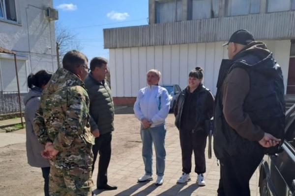 Заместитель главы администрации Ленинского района Алексей Цюпило посетил село Ленинское