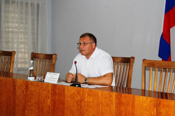 Захар Щегленко провел еженедельное аппаратное совещание