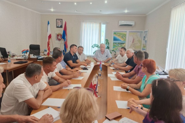 Ленинский район посетил Аксёнов Валерий Николаевич