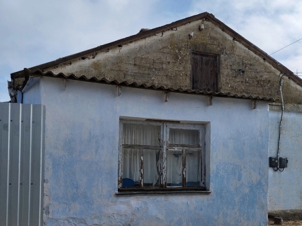 «Здесь люди живут?»: крымчанка пожаловалась на прямую линию Путину на условия в бараке