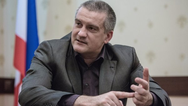 Аксёнов поручил публиковать данные обо всех расходах органов госвласти