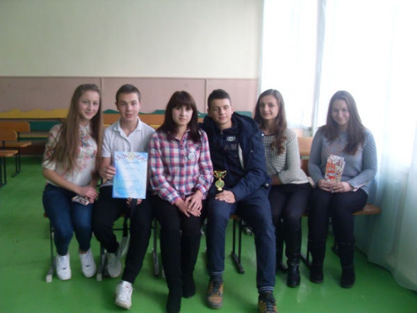 В Ленинском техникуме сферы обслуживания и транспорта проведена интеллектуальная игра «Брейн-ринг»