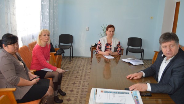 Александр Мачусский провёл выездной прием граждан в Октябрьском и Чистопольском сельских поселениях