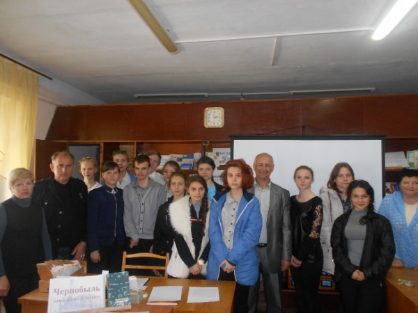 В Ленинской районной библиотеке прошёл час истории «Чернобыль: долг и мужество»