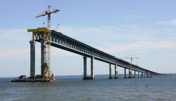Керченский мост прошел самую сложную стадию строительства