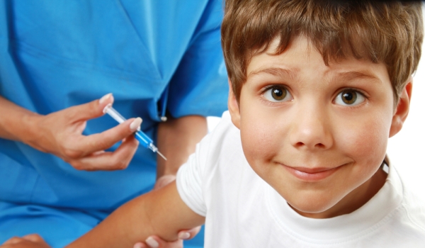 Крымчан начнут прививать от гриппа летом