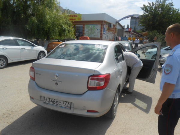 В Ленинском районе работает группа по выявлению и пресечению деятельности нелегальных перевозчиков