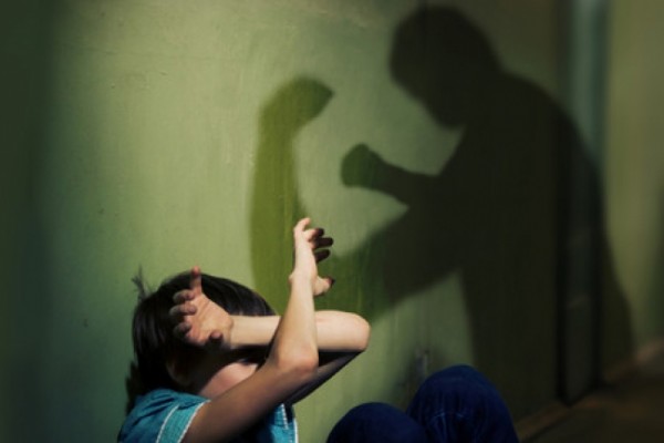 Полиция напоминает, что за избиение детей предусмотрена уголовная ответственность