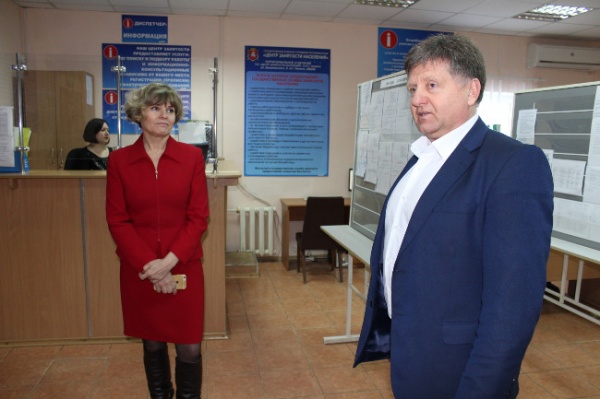 Александр Мачусский посетил территориальное отделение ГКУ РК «Центр занятости населения в Ленинском районе»