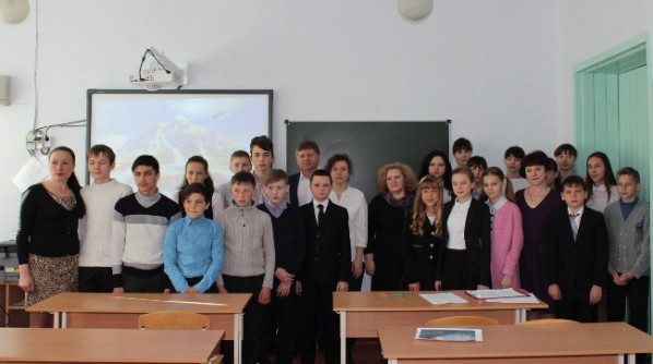 В МБОУ Ленинская СОШ прошёл открытый классный час ко Дню Охраны водных ресурсов "Вода - источник жизни!"