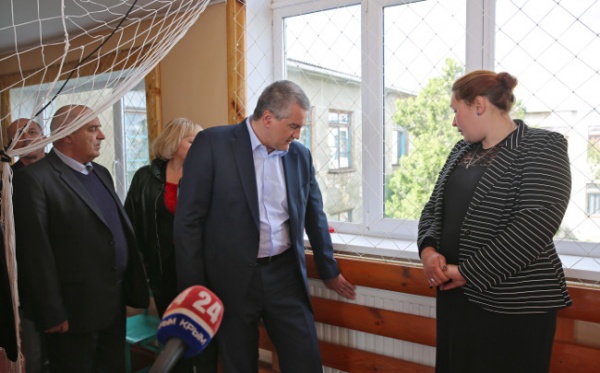 Александр Мачусский посетил ряд социальных объектов Ленинского района