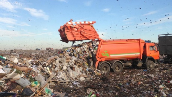 Аксёнов: Тарифы на вывоз мусора меняться не будут