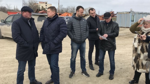 Михаил Храмов принял участие в выездном совещании в Ленинском районе