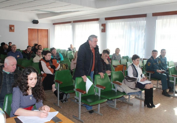 Сергей Лобарев провел расширенное аппаратное совещание с главами городского и сельских поселений