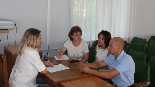 Состоялось заседание комиссии по мониторингу и анализу месячника по ликвидации амброзии полыннолистной на территории Ленинского района