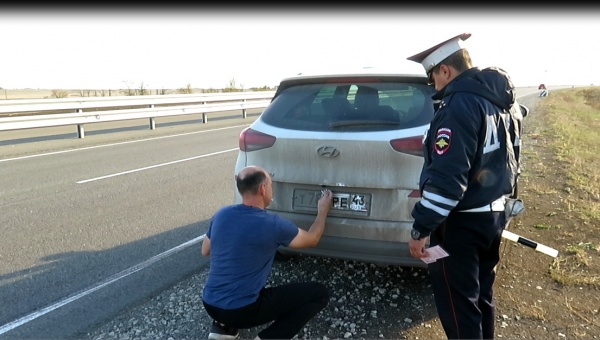 На территории Ленинского района Госавтоинспекция продолжает проводить оперативно-профилактическое мероприятие «Номерной знак»