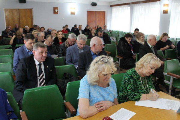 Состоялась очередная 8 сессия Ленинского районного совета 2 созыва